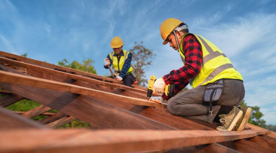 Professional gutter cleaning in Bremerton, WA
